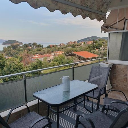 Apartamento Riviera Penthouse PalaiónTsiflíkion Exterior foto