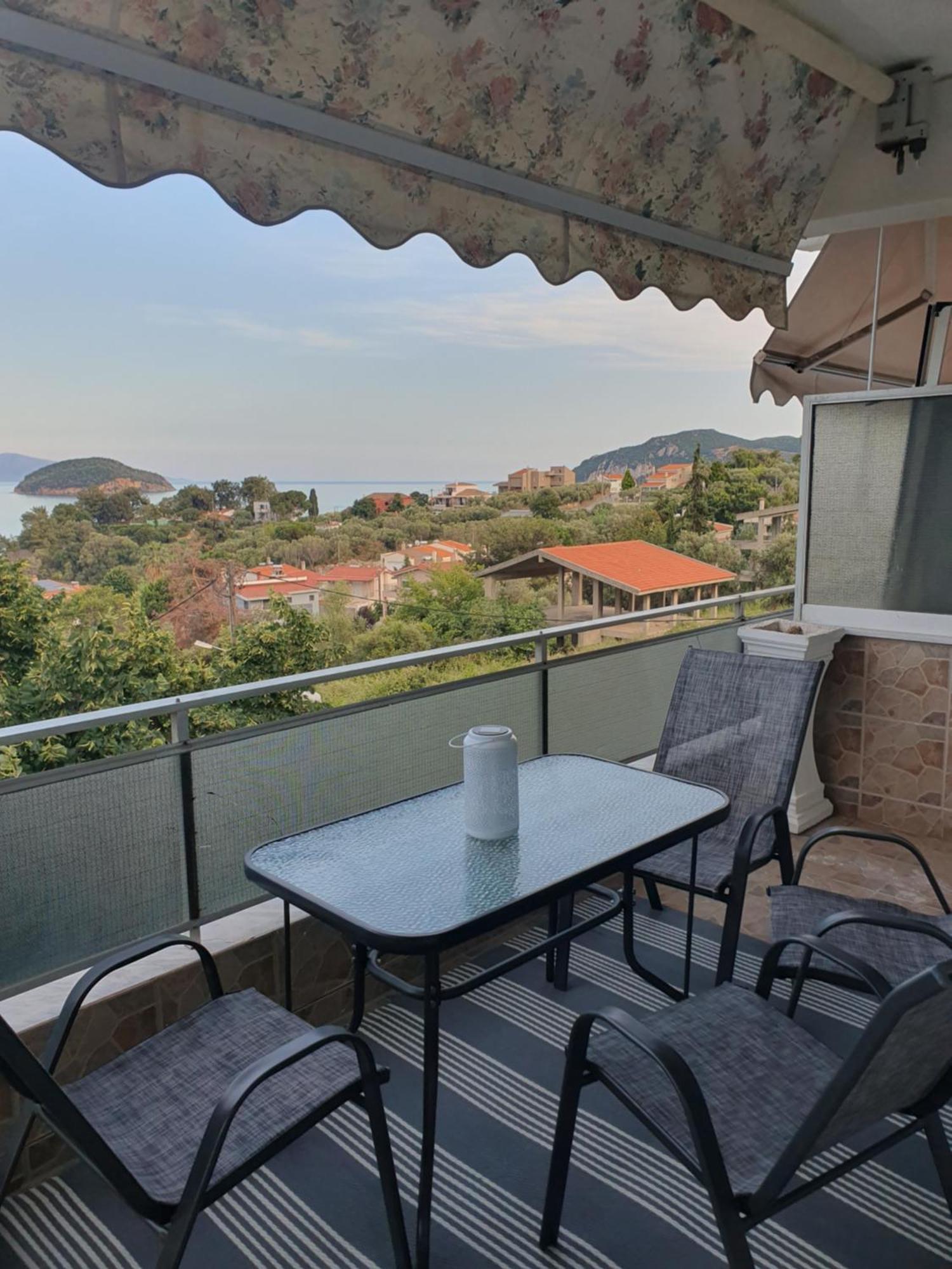 Apartamento Riviera Penthouse PalaiónTsiflíkion Exterior foto